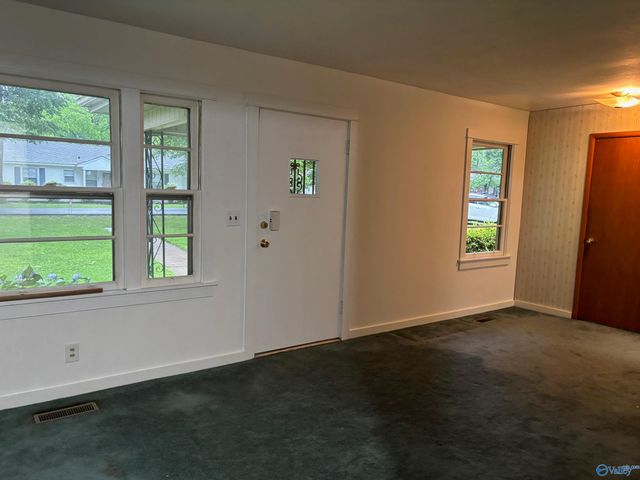905 Snowden Circle, Boaz, AL 35957