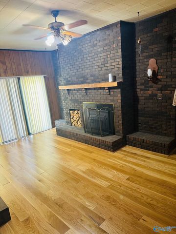 905 Snowden Circle, Boaz, AL 35957