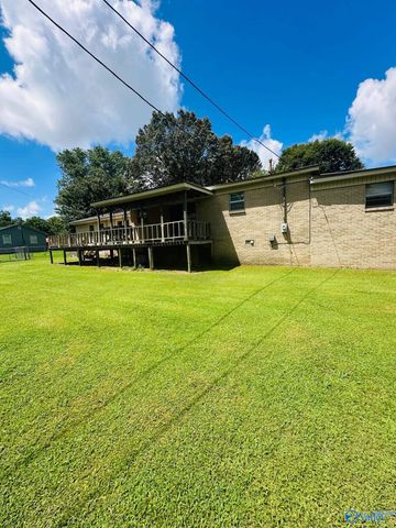 905 Snowden Circle, Boaz, AL 35957