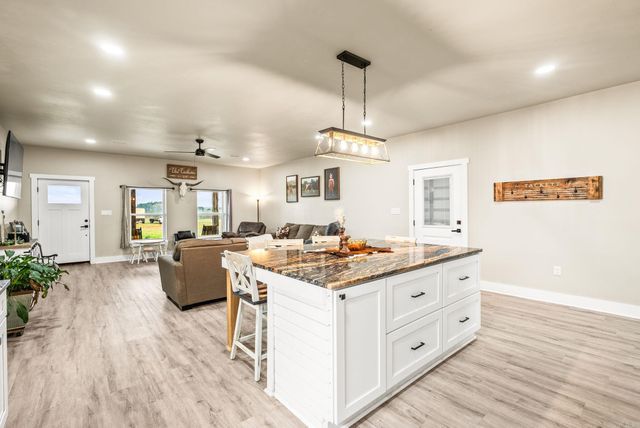 151 Latigo Lane, Greenbrier, AR 72058