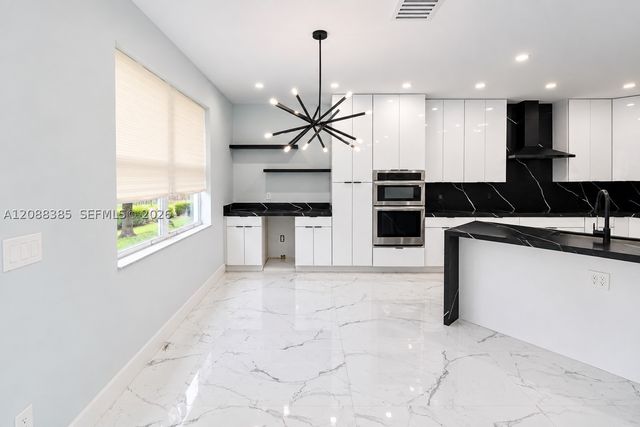 15511 SW 50th Ct, Miramar, FL 33027