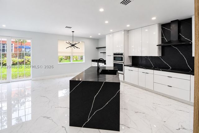 15511 SW 50th Ct, Miramar, FL 33027