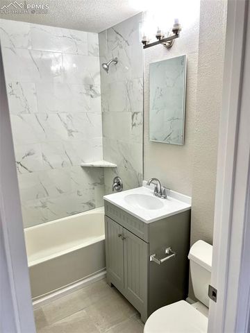 734 E Rio Grande Street, Colorado Springs, CO 80903