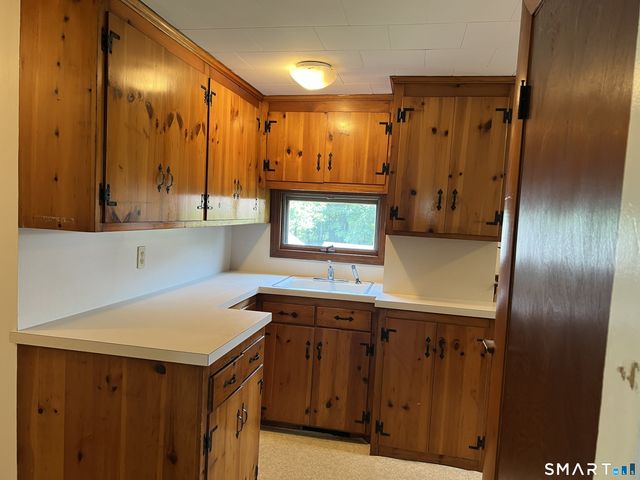 37 Pearl Street B, Guilford, CT 06437