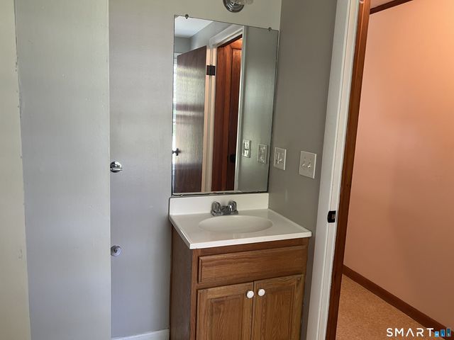 37 Pearl Street B, Guilford, CT 06437