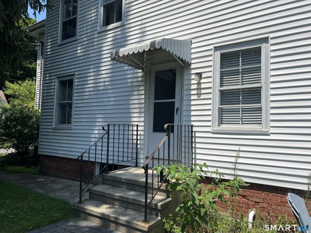 37 Pearl Street B, Guilford, CT 06437