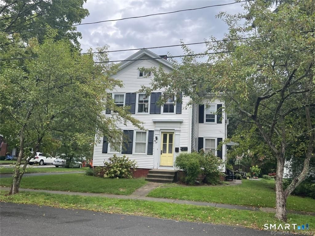 37 Pearl Street B, Guilford, CT 06437