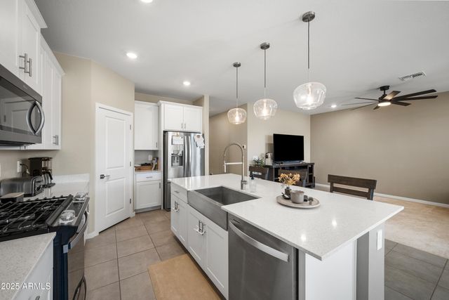 3423 E ALEXANDER Drive, San Tan Valley, AZ 85143