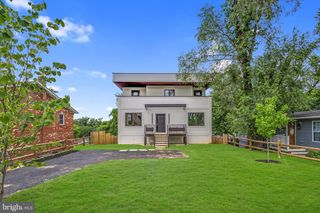 6214 L ST, Capitol Heights, MD 20743