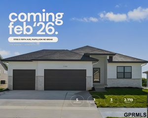 11705 S 119 Avenue, Papillion, NE 68046