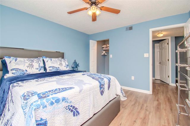 314 LAKE PARSONS GREEN 203, Brandon, FL 33511