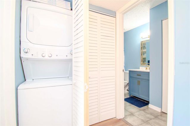 314 LAKE PARSONS GREEN 203, Brandon, FL 33511