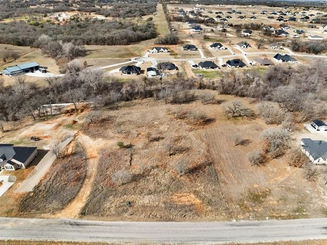 1101 Gonzollas Road, Springtown, TX 76082