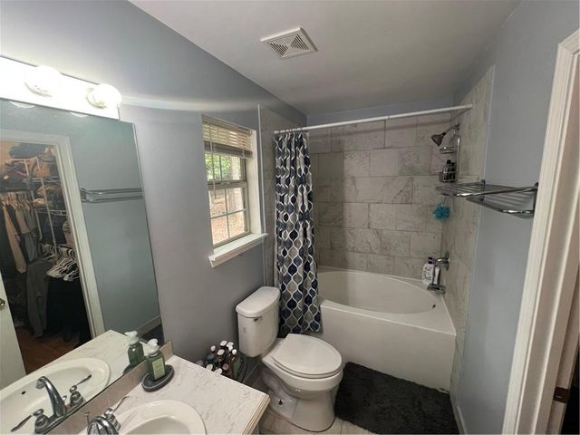 166 Barnetts Bridge Road, Jackson, GA 30233