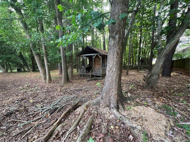 166 Barnetts Bridge Road, Jackson, GA 30233