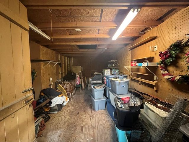 166 Barnetts Bridge Road, Jackson, GA 30233