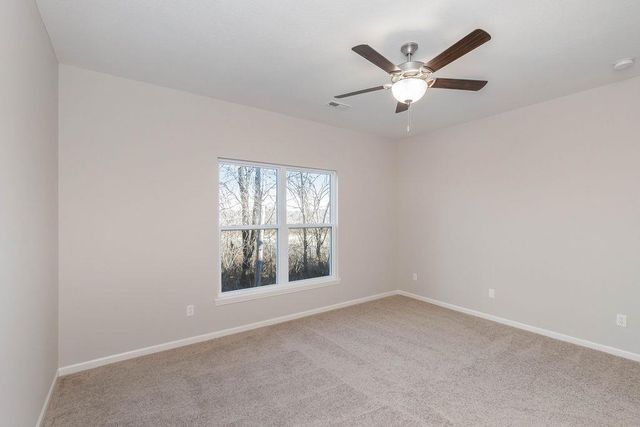 12218 N Rhode Court, Kansas City, MO 64163