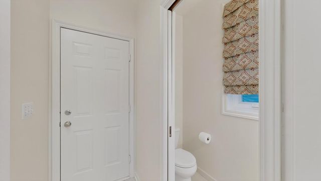 3010 Fox Valley Drive SW, Rochester, MN 55902