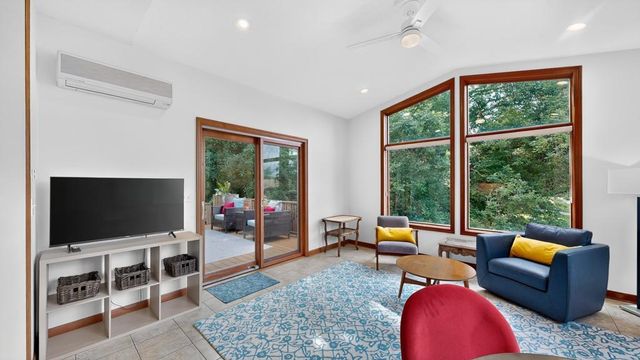 3010 Fox Valley Drive SW, Rochester, MN 55902