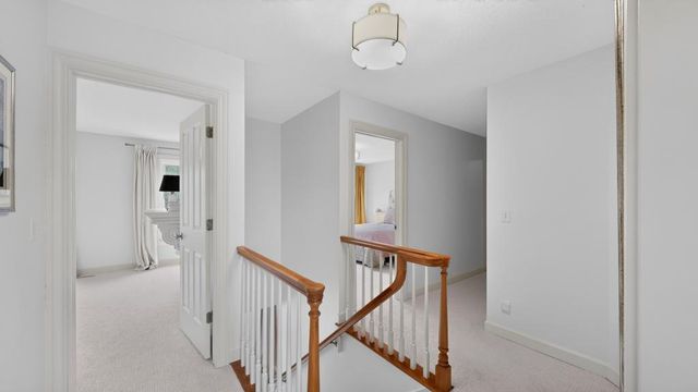 3010 Fox Valley Drive SW, Rochester, MN 55902