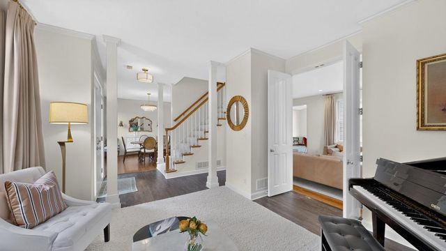 3010 Fox Valley Drive SW, Rochester, MN 55902