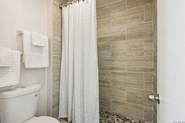 349 Harmony Ct Unit 349, San Antonio, TX 78217