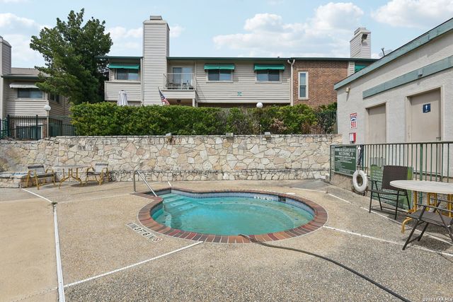 349 Harmony Ct Unit 349, San Antonio, TX 78217