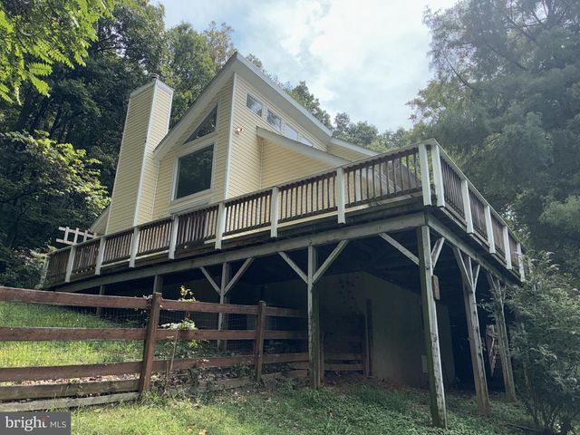 542 JONATHAN RD, Linden, VA 22642