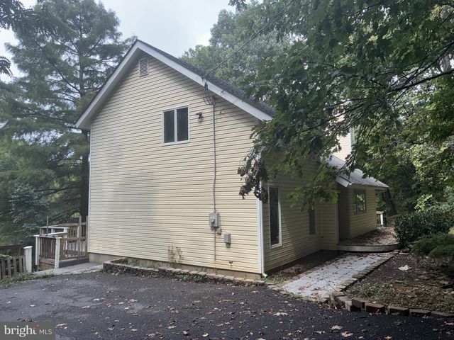 542 JONATHAN RD, Linden, VA 22642