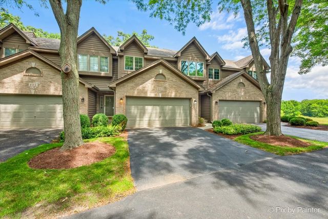 893 Millcreek Circle, Elgin, IL 60123