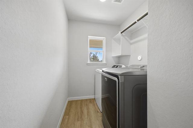 38372 Park View Drive, Hempstead, TX 77445