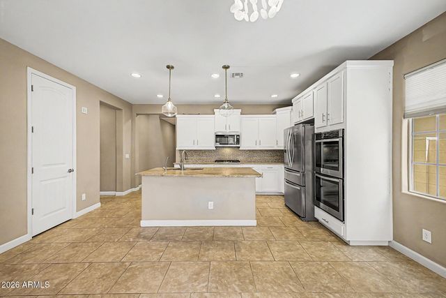 4128 S GREYTHORNE Way, Chandler, AZ 85248