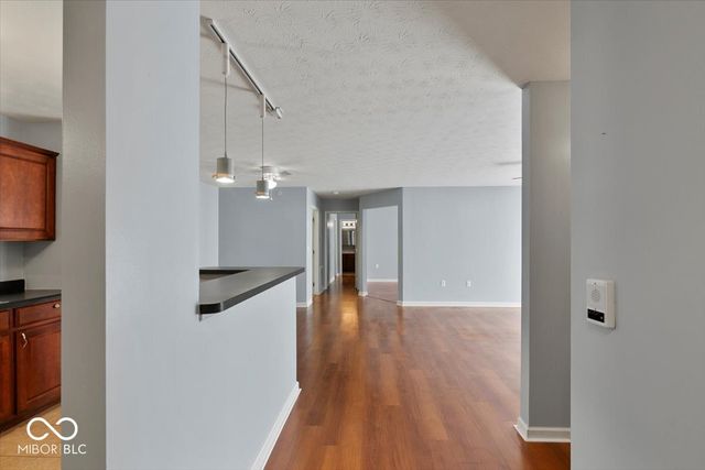 4933 Opal Ridge Lane 102, Indianapolis, IN 46237