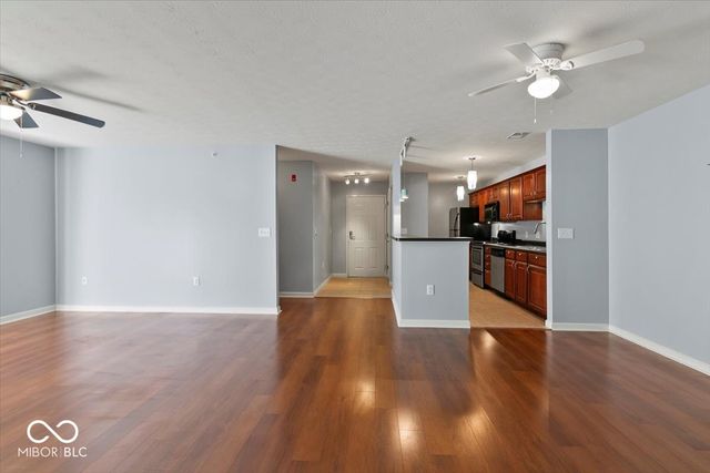 4933 Opal Ridge Lane 102, Indianapolis, IN 46237