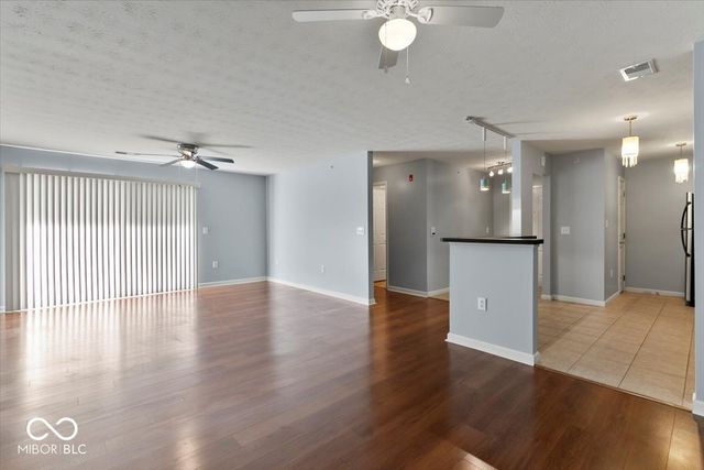 4933 Opal Ridge Lane 102, Indianapolis, IN 46237