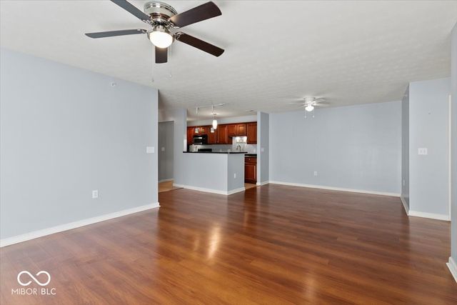 4933 Opal Ridge Lane 102, Indianapolis, IN 46237