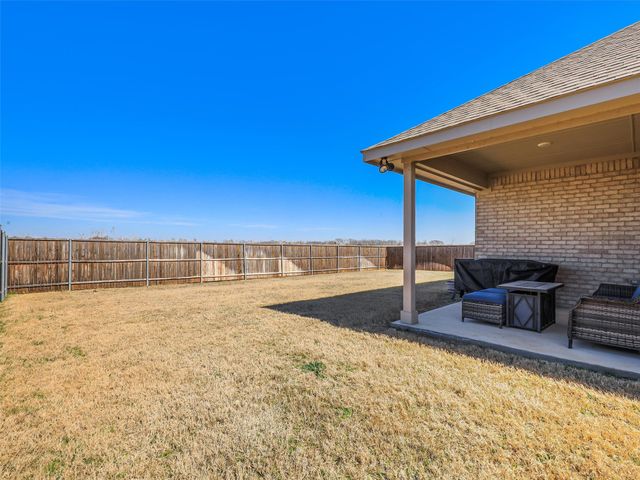 1331 Madeline Lane, Krum, TX 76249