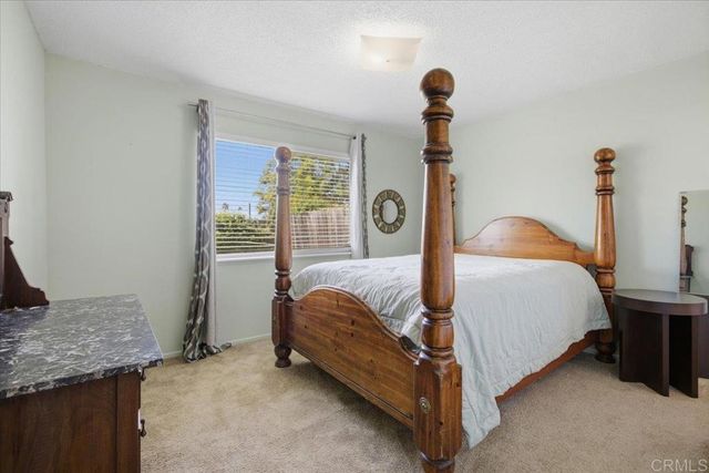 2241 Edgewood Place, Oceanside, CA 92054