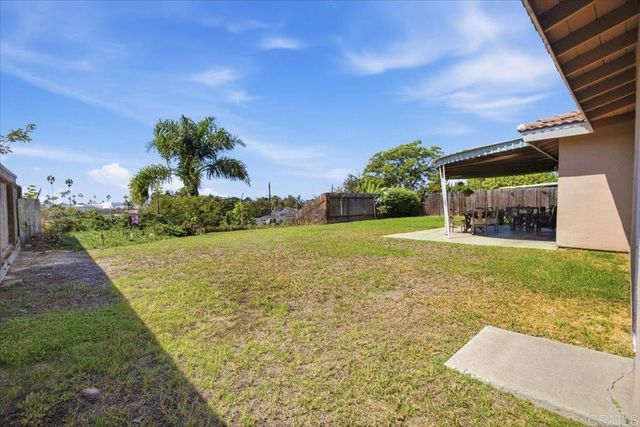 2241 Edgewood Place, Oceanside, CA 92054