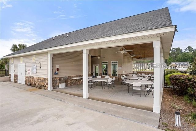 169 Fort Sullivan Dr, Ridgeland, SC 29936