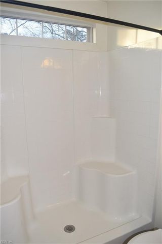 109 Chambers RD, Newport News, VA 23602