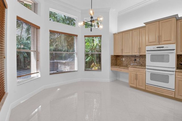6940 Balboa Island Court, Delray Beach, FL 33446