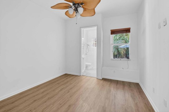 6940 Balboa Island Court, Delray Beach, FL 33446