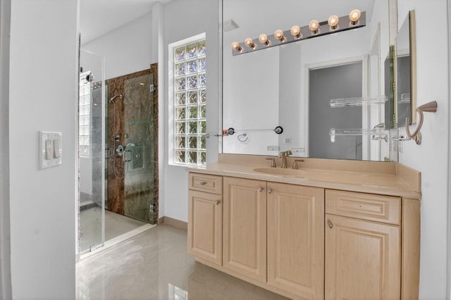 6940 Balboa Island Court, Delray Beach, FL 33446