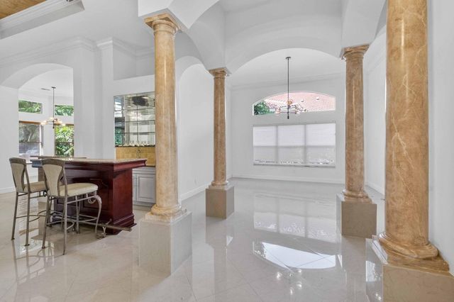 6940 Balboa Island Court, Delray Beach, FL 33446