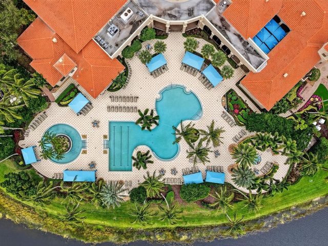 6940 Balboa Island Court, Delray Beach, FL 33446