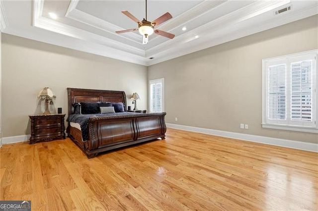 932 Grassmeade Way, Snellville, GA 30078