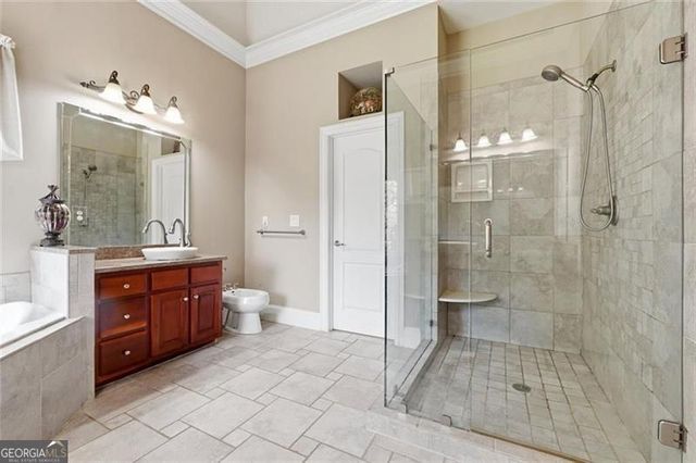 932 Grassmeade Way, Snellville, GA 30078