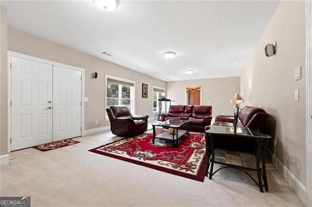 932 Grassmeade Way, Snellville, GA 30078