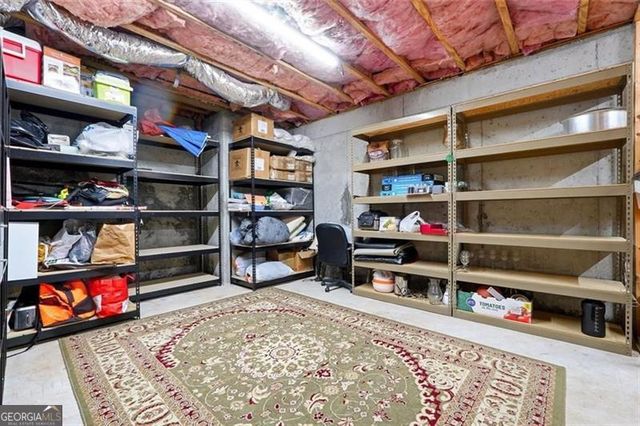 932 Grassmeade Way, Snellville, GA 30078